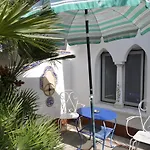 伊娃别墅酒店 酒店