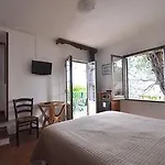 酒店 伊娃别墅酒店 3*
